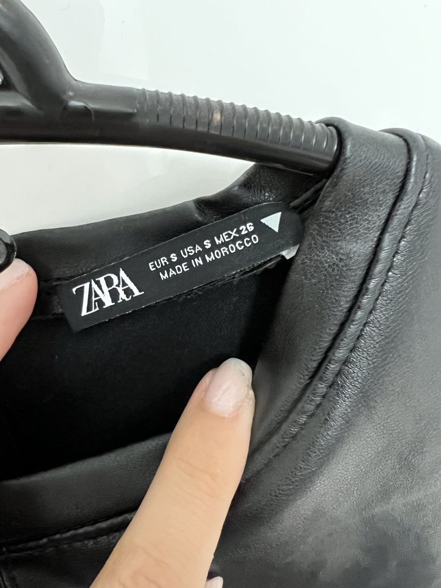 Zara Vestiti: Kleid von ZARA (Lederoptik) – Nuovo (secondo la descrizione) da Jona venduto da n.ferrari 2