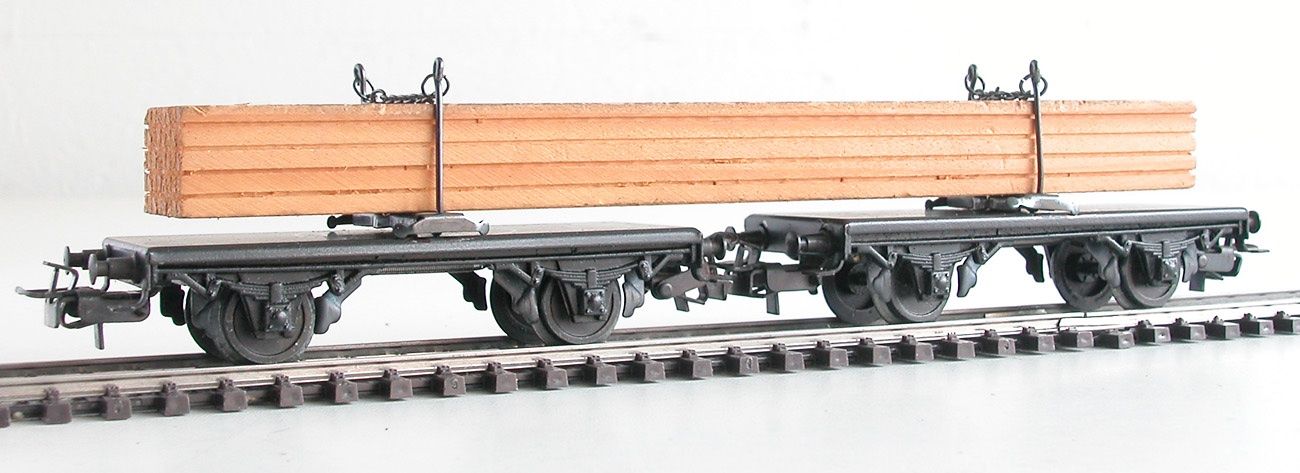 Märklin Modellini di ferrovie: Märklin Langholzwagen Spur H0 – Usato da Oberwil BL venduto da Klang