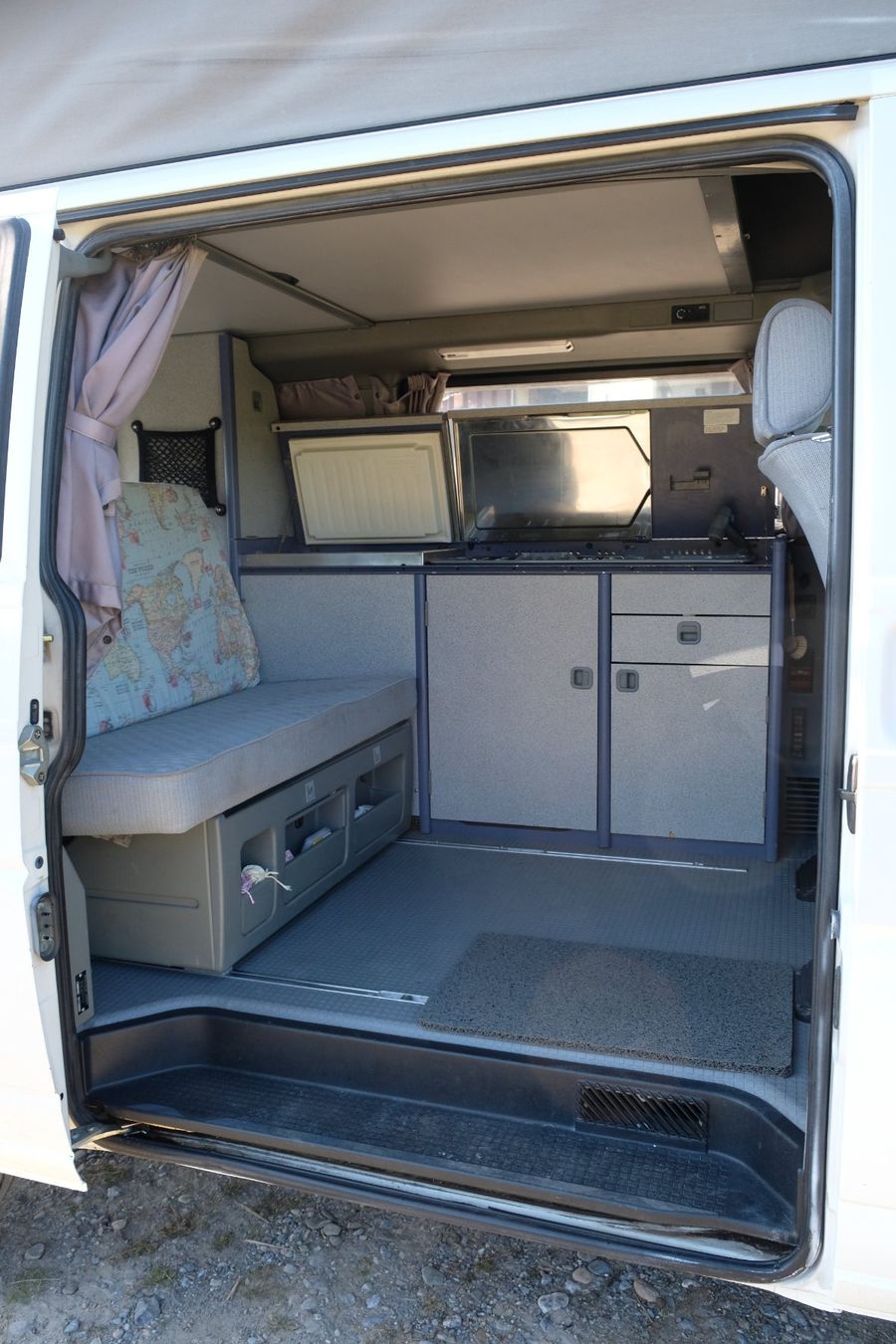 VW Veicoli da campeggio: VW T4 California Coach 2.4D / frisch ab MFK – Usato da Walde SG venduto da volvoforlife01 2