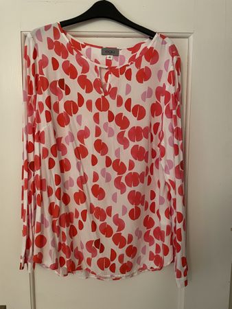 Lässige Sommerbluse mit rot weissem Muster, Langgrösse 88
