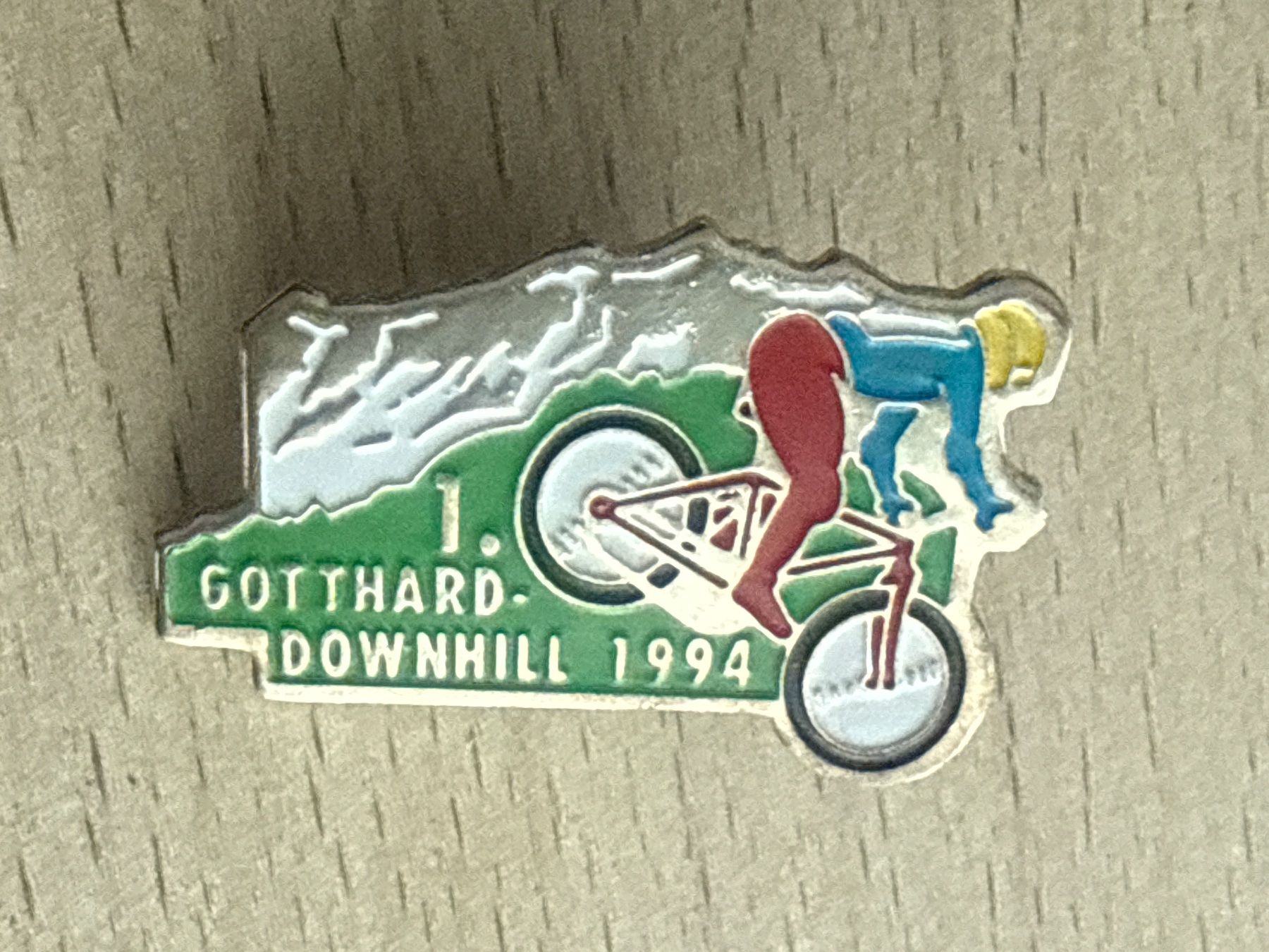 Placchette & Badge: Pin Gotthard Downhill 1994 – Usato da Glattbrugg venduto da Schweigmatt