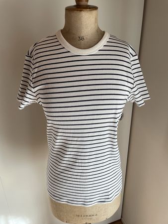 Gestreiftes T-Shirt, Gr. M in weiss-blau