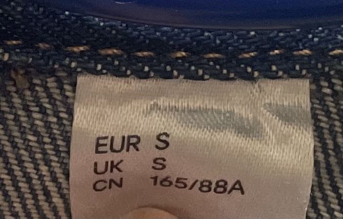H&M Giacche: Jeansjacke – Nuovo (secondo la descrizione) da Thun venduto da moi_ra 3