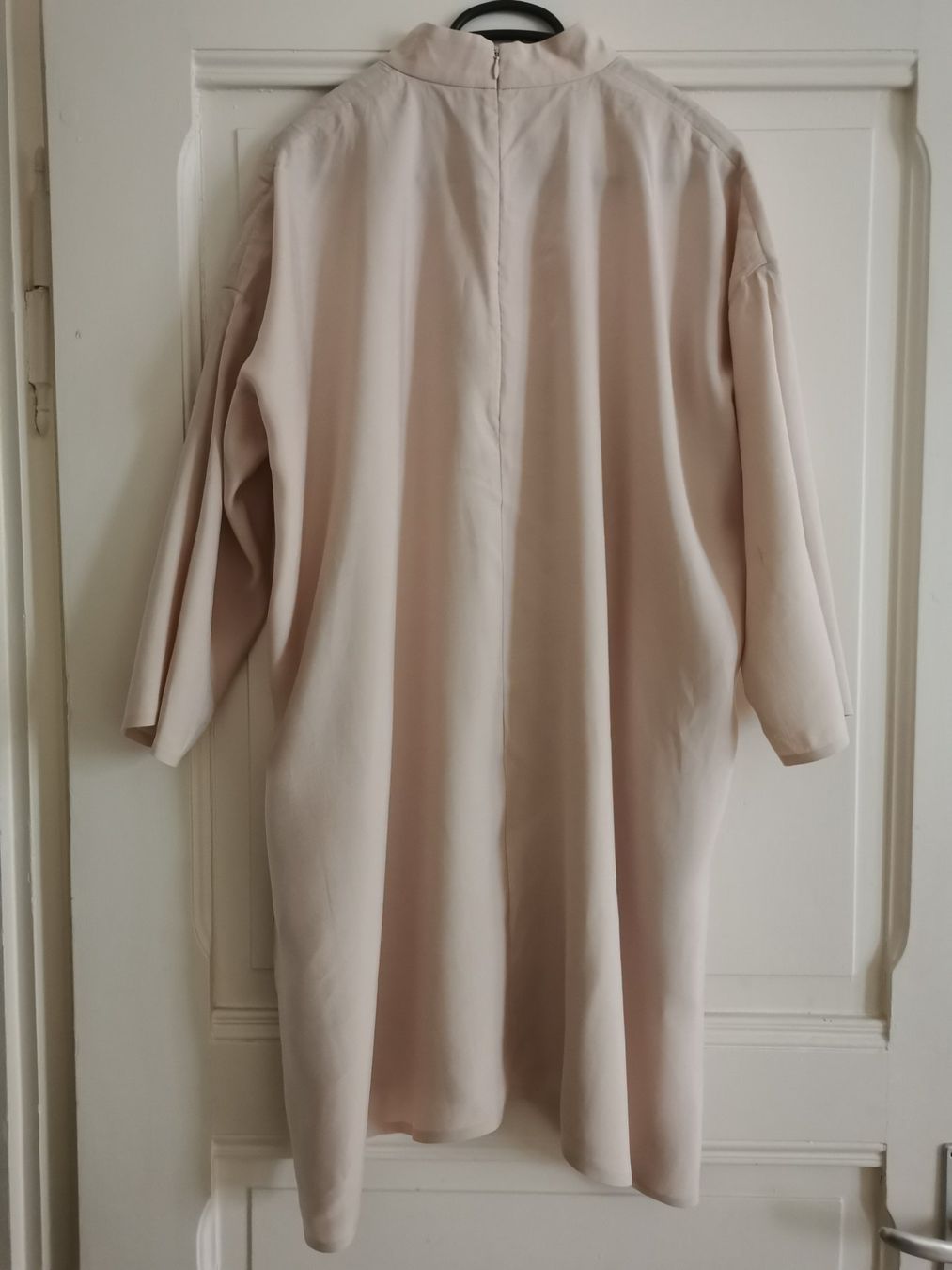 Cos Kleider: COS Kleid, Grösse M/ 40, beige, creme, Modal – Gebraucht aus Zürich von Hibiskus3 1