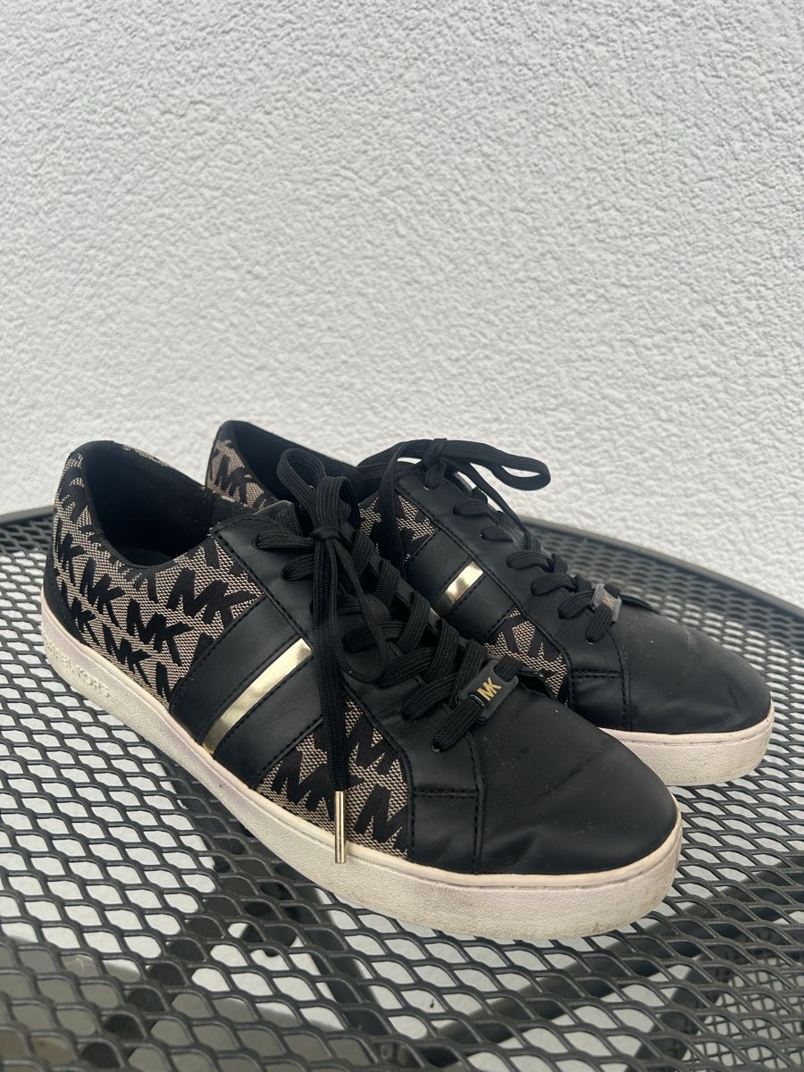 Michael Kors Chaussures femmes: Michael Kors Turnschuhe – D'occasion à Beinwil am See par Pasqualin5