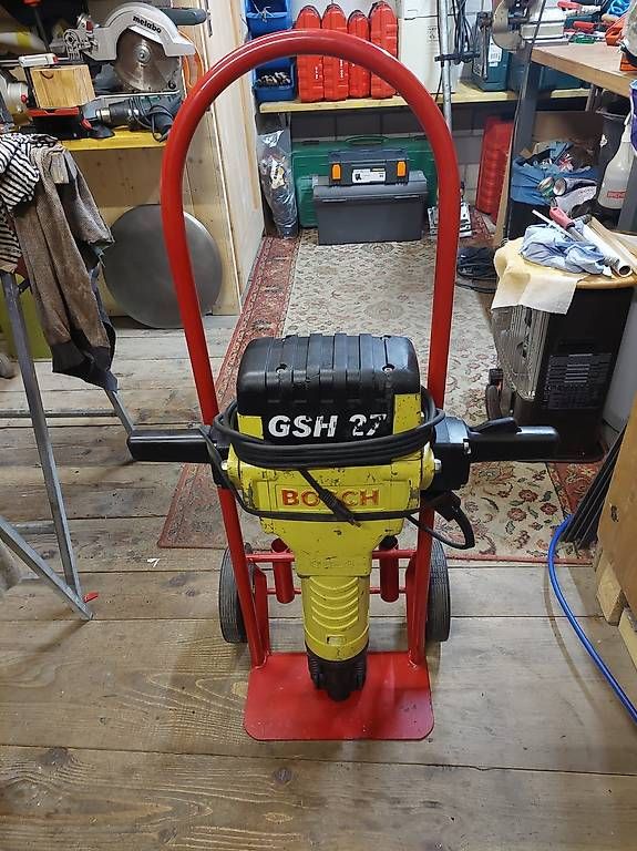 Escavatori: Abbauhammer gross – Usato da Wabern venduto da Marliseaus64011AA