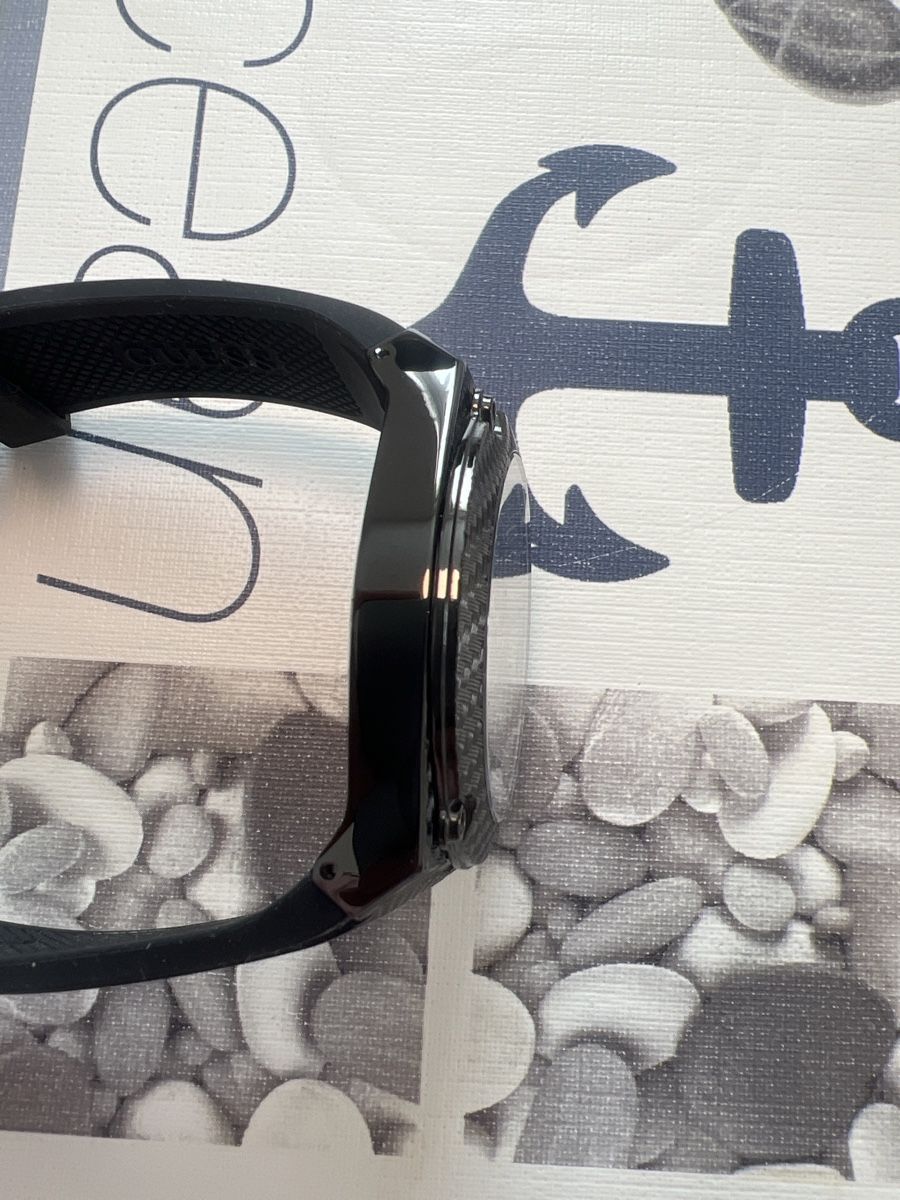 Guess Orologi: Montre Guess Legacy Carbon Black – Nuovo (secondo la descrizione) da Payerne venduto da Kikas 5
