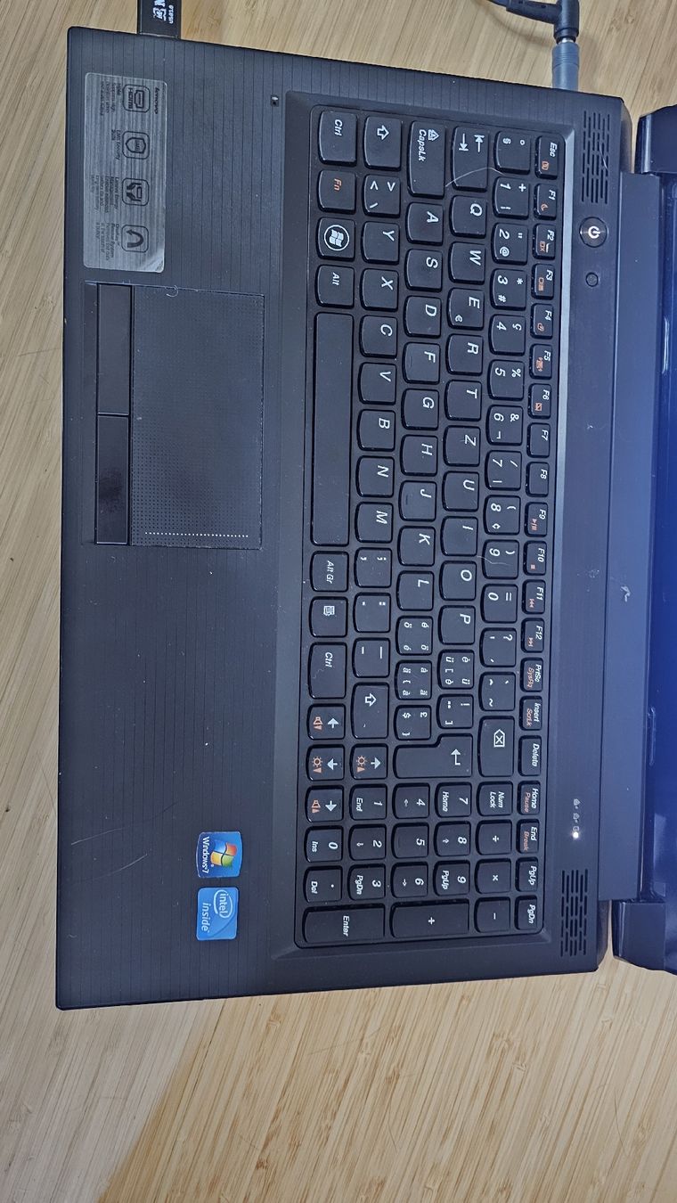 Lenovo Notebooks: Lenovo Laptop, Windows 11 Pro – Gebraucht aus Ehrikon von noa_vyp5 1