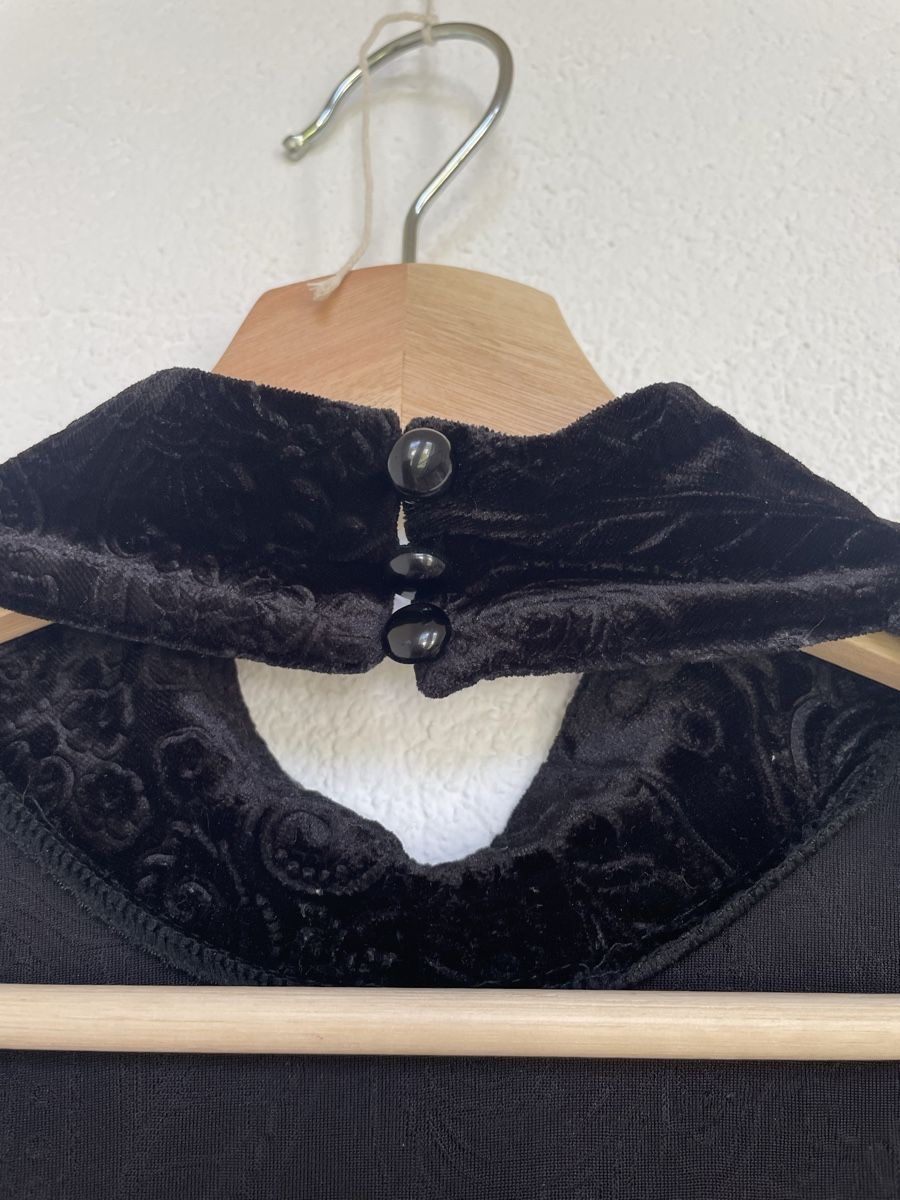 Orsay Vestiti: Kleid schwarz Samt Orsay Grösse S – Nuovo (secondo la descrizione) da Pignia venduto da lot_2bw2 3