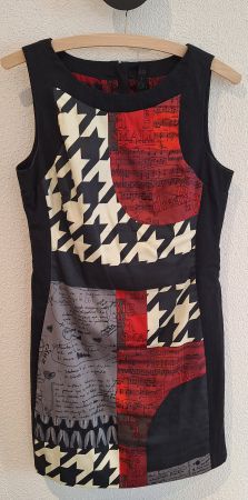 Etuikleid Gr. 38 Desigual schwarz-weiss-rot