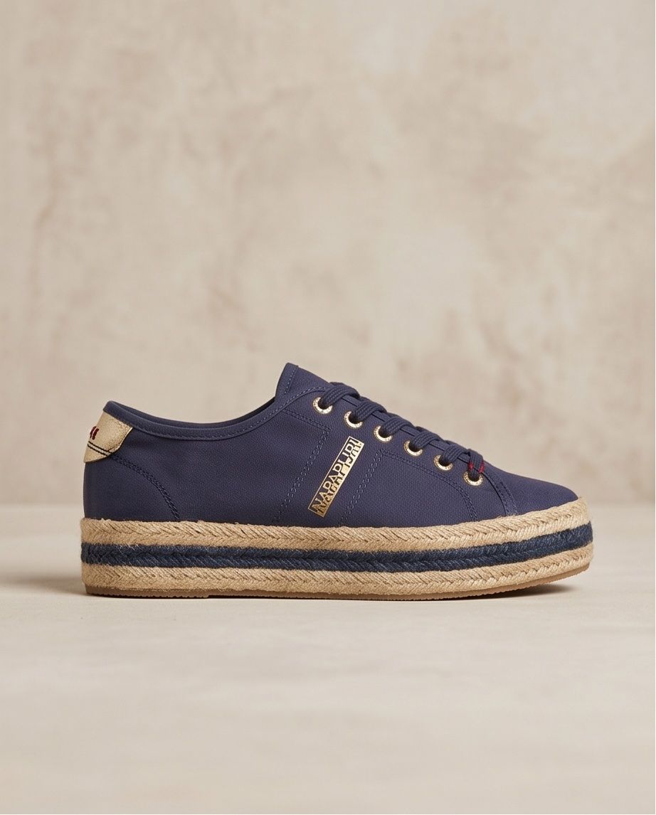 Napapijri Scarpe per ragazze: NAPAPIJRI chaussures - neuves - 37 – Nuovo (secondo la descrizione) da Vuisternens-Romont venduto da gol_xp6p 3
