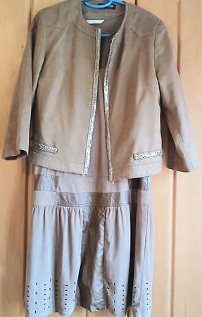 Ensemble robe et veste en imitation daim et cuir