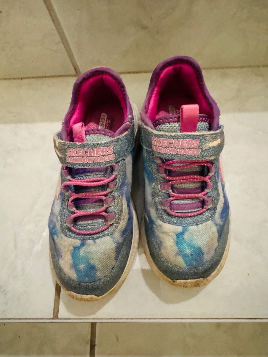 Scarpe per ragazze: Skechers Rainbow Racer Gr. 26 – Usato da Holziken venduto da Anita.urech
