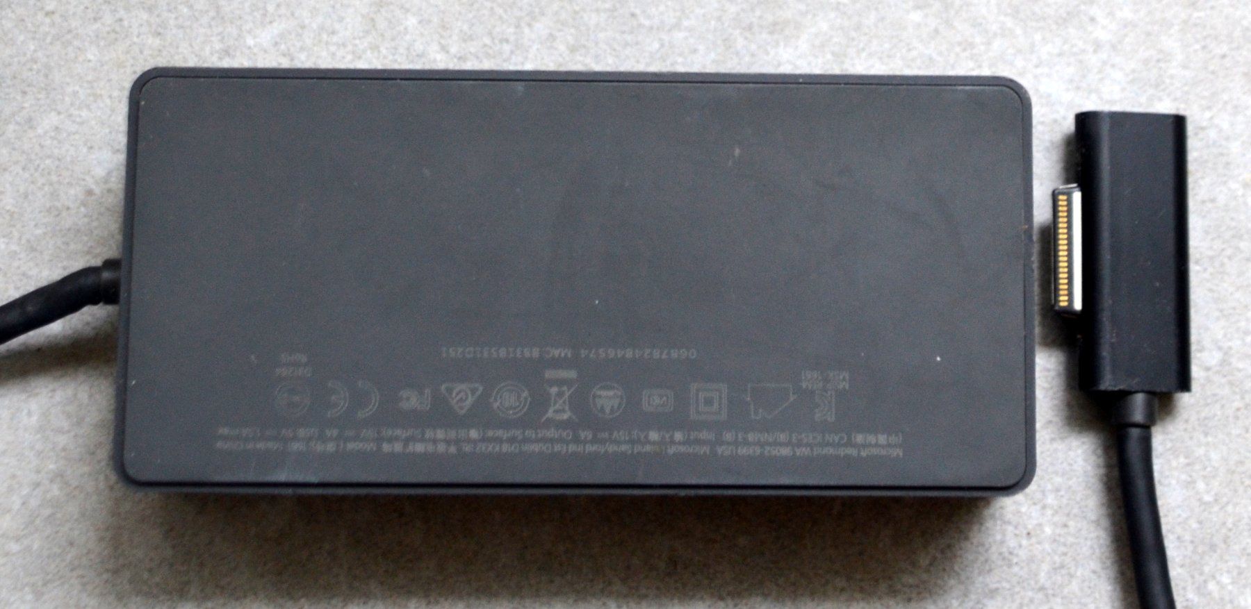 Microsoft Caricabatterie: 15V 6A Microsoft 1661 Surface Dock – Usato da Collonges venduto da arashee