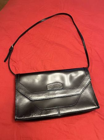 Coccinelle Handtasche in Dunkelgrün ?Elegant & Zeitlos