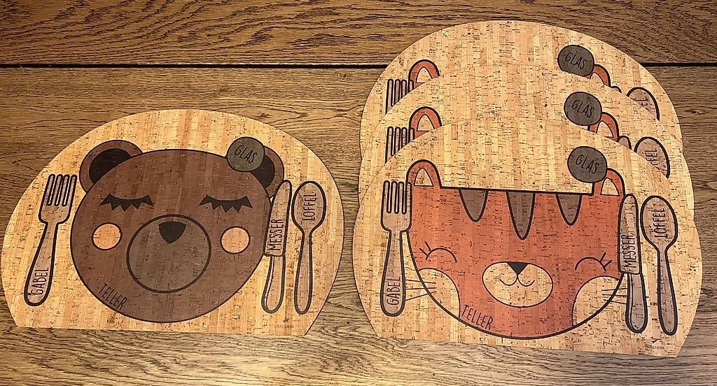 Set di tavolo e panche: ClarissaKork - Montessori Tischset – Usato da Knutwil venduto da SamScythes87