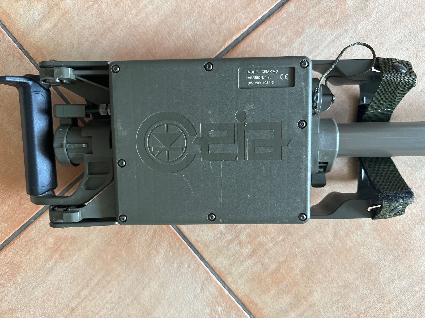 Armée suisse Tous les outils: Metalldetektor der schweizer Armee CEIA CMD – D'occasion à Steffisburg par eli_g6q6 2