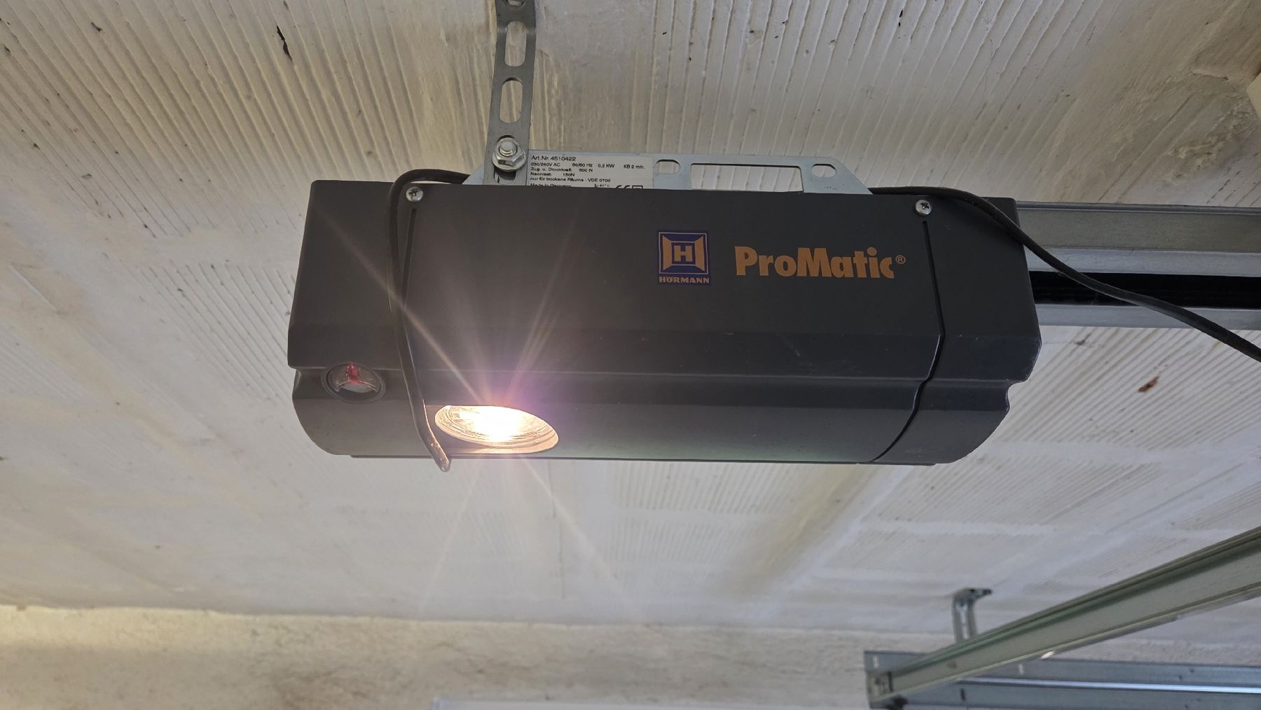 Hörmann Porte: porte garage automatique  – Usato da bassecourt venduto da senefff 2