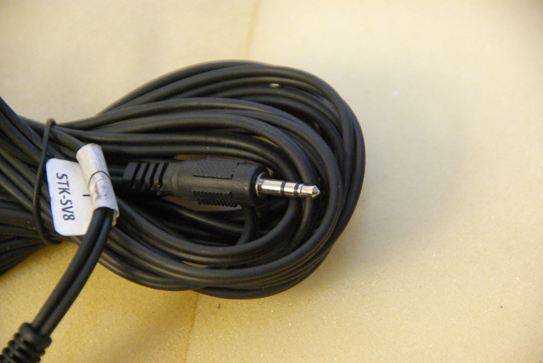 Kabel: AUX Kabel mit Video Anschluss – Neu (gemäss Beschreibung) aus Herisau von Cevianer1844 1