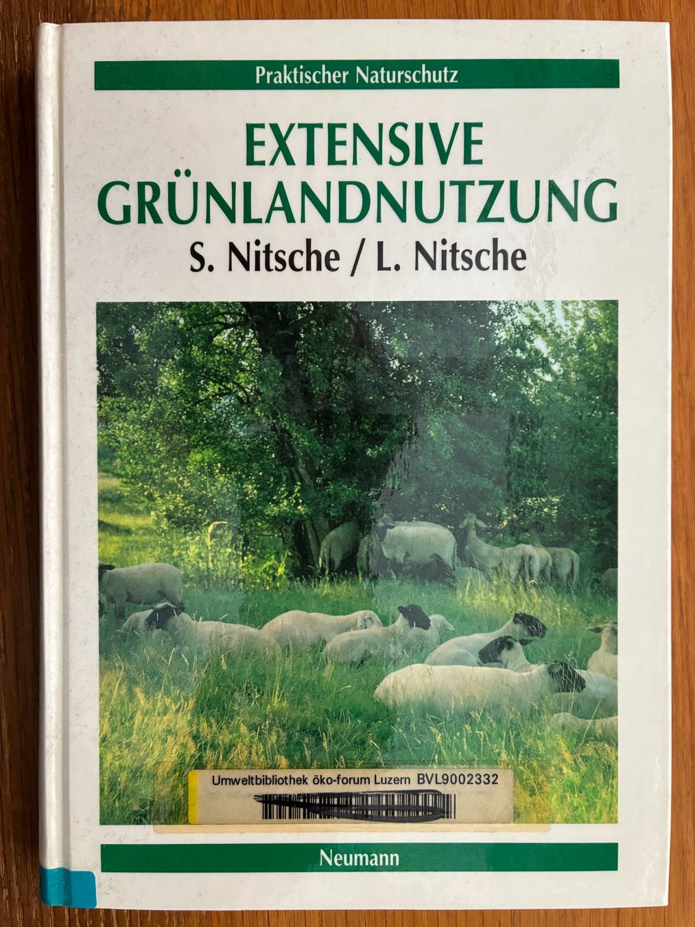 Libri: Buch Extensive Grünlandnutzung – Usato da Luzern venduto da mey_s13