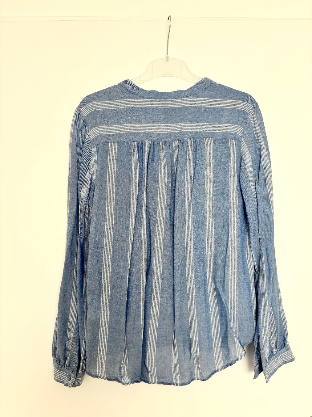 H&M Blusen: H&M Bluse blau gestreift Gr. 40 – Gebraucht aus Bottmingen von ana_5hrv 3