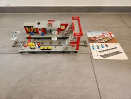 Gare Lego vintage 7822 kit complet