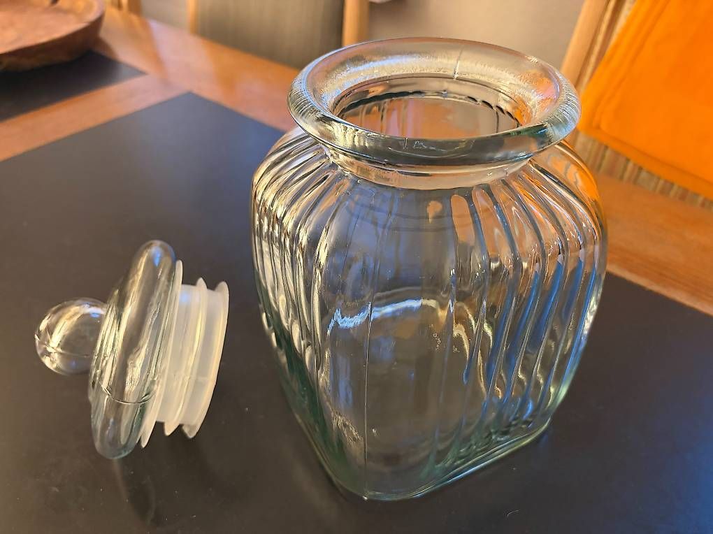 Behälter & Ähnliches: Dekoratives grosses Vorratsglas – Gebraucht aus Hergiswil NW von Mj13 1