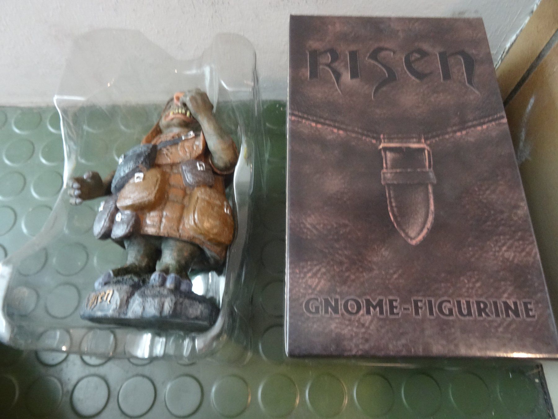 Statuette: Risen Gnome Figurine Gnom Figur – Usato da Olten venduto da Disc-Ausverkauf