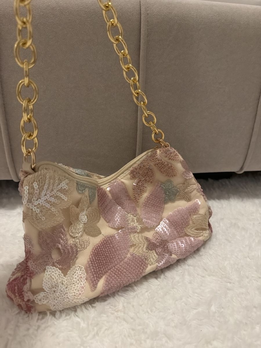 Taschen für Damen: Handtasche  – Neu (gemäss Beschreibung) aus Schötz von rin_7c62 2