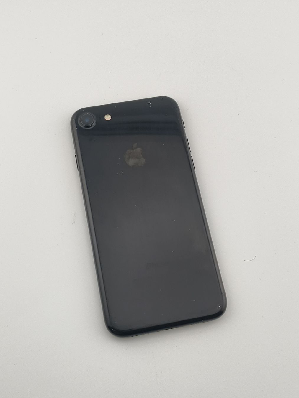 Apple Portables: Apple iPhone 7 black – Défectueux à Uster par TOPPRICEE 1
