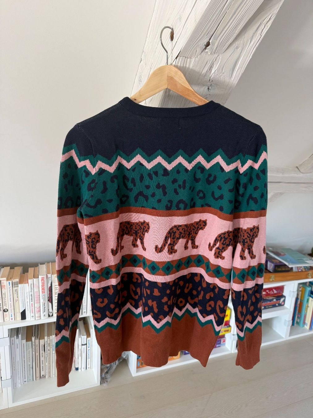 Maglioni & Felpe: Sugarhill Pullover, Gr. 36, Leoparden Muster, Top Zustand – Usato da Unterägeri venduto da Lerchemeerenge 2