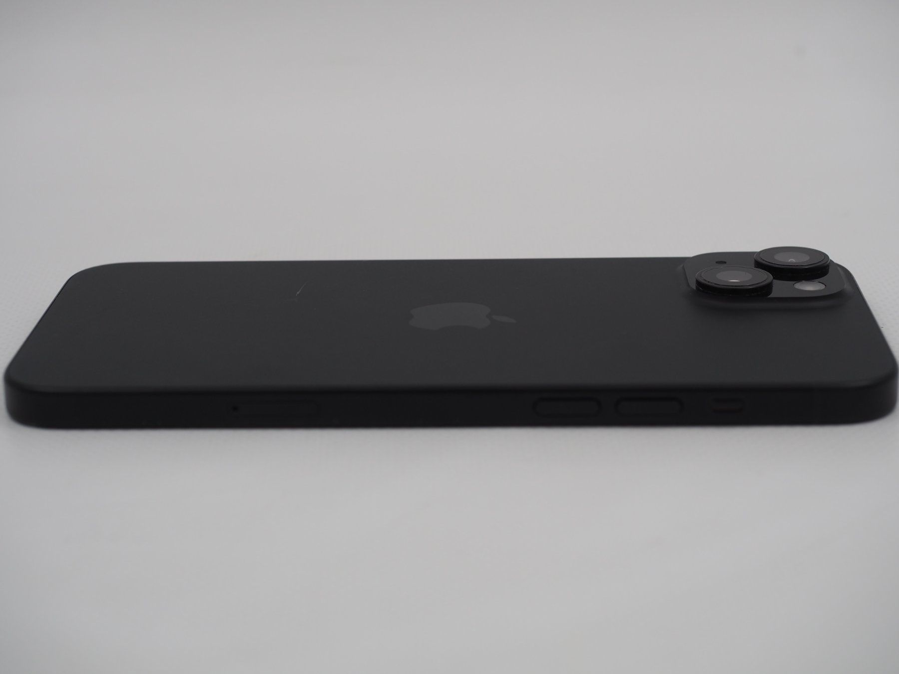 Apple Telefoni cellulari / Smartphones: APPLE iPhone 15 Plus iCloud gesperrt (26053122) – Difettoso da Zürich venduto da fundsachenverkauf 4