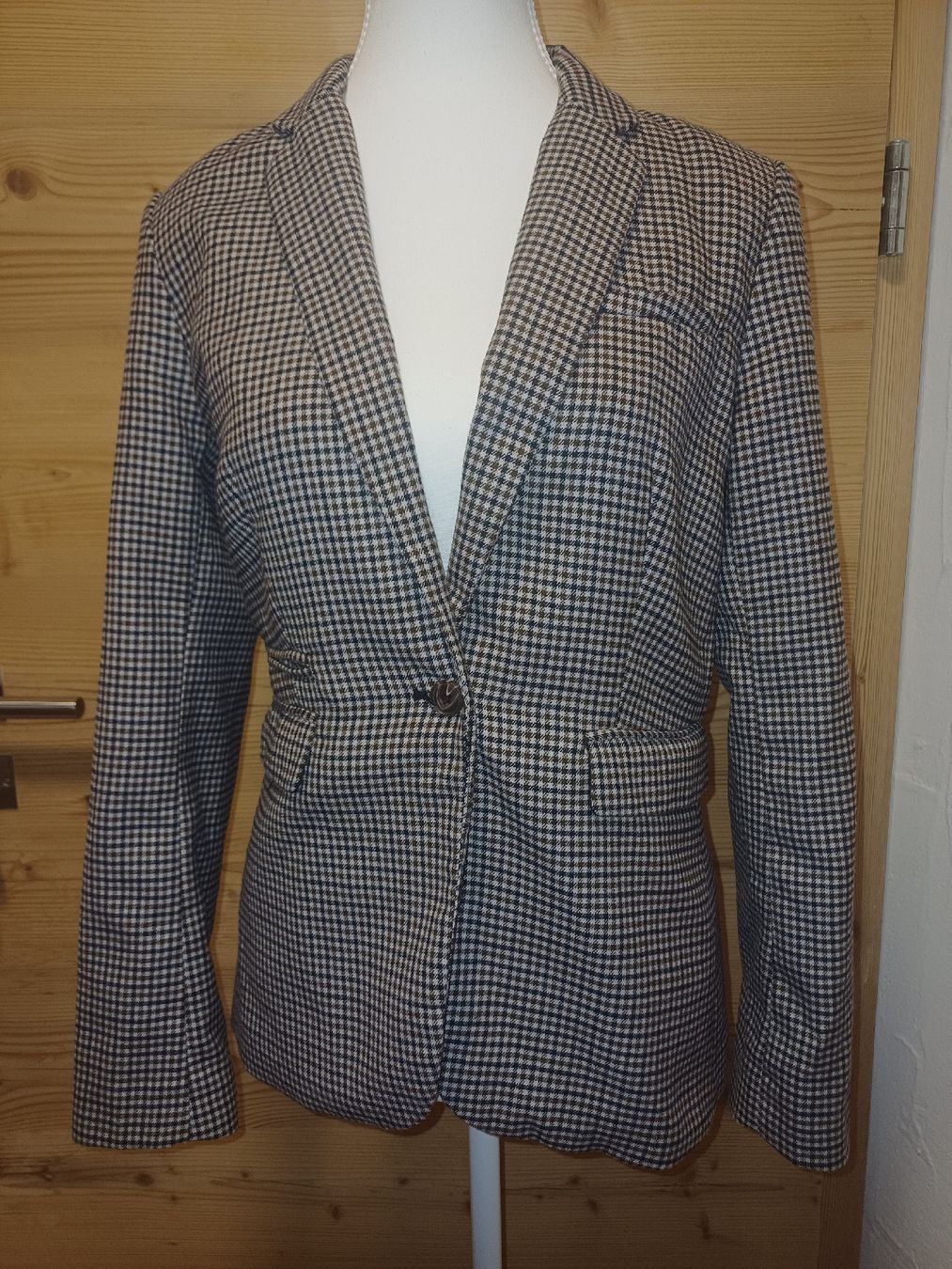 H&M Vestes: Blazer Hahnentrittmuster Gr 36 – D'occasion à La Punt Chamues-ch par Aniram87