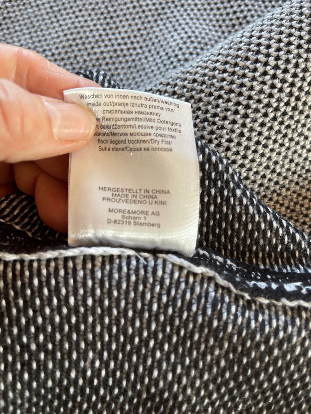 Maglioni & Felpe: Pullover mit Kunstleder Applikationen Gr. 40 – Usato da Winterthur venduto da 1956ingi 5