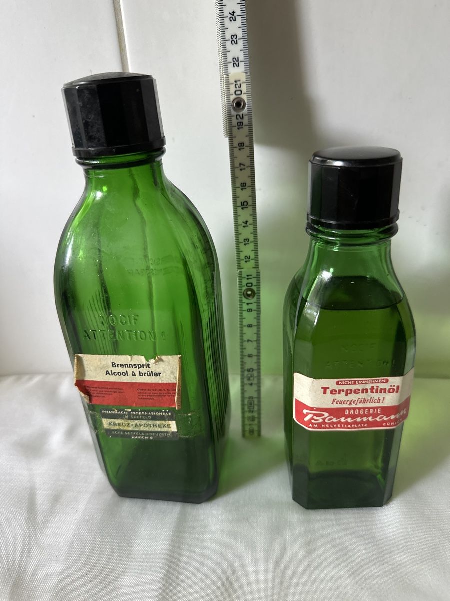Accessori da laboratorio: Vintage Glasflaschen Set, Apothekerflaschen, Grün – Usato da Zürich venduto da Chaeffeler 3