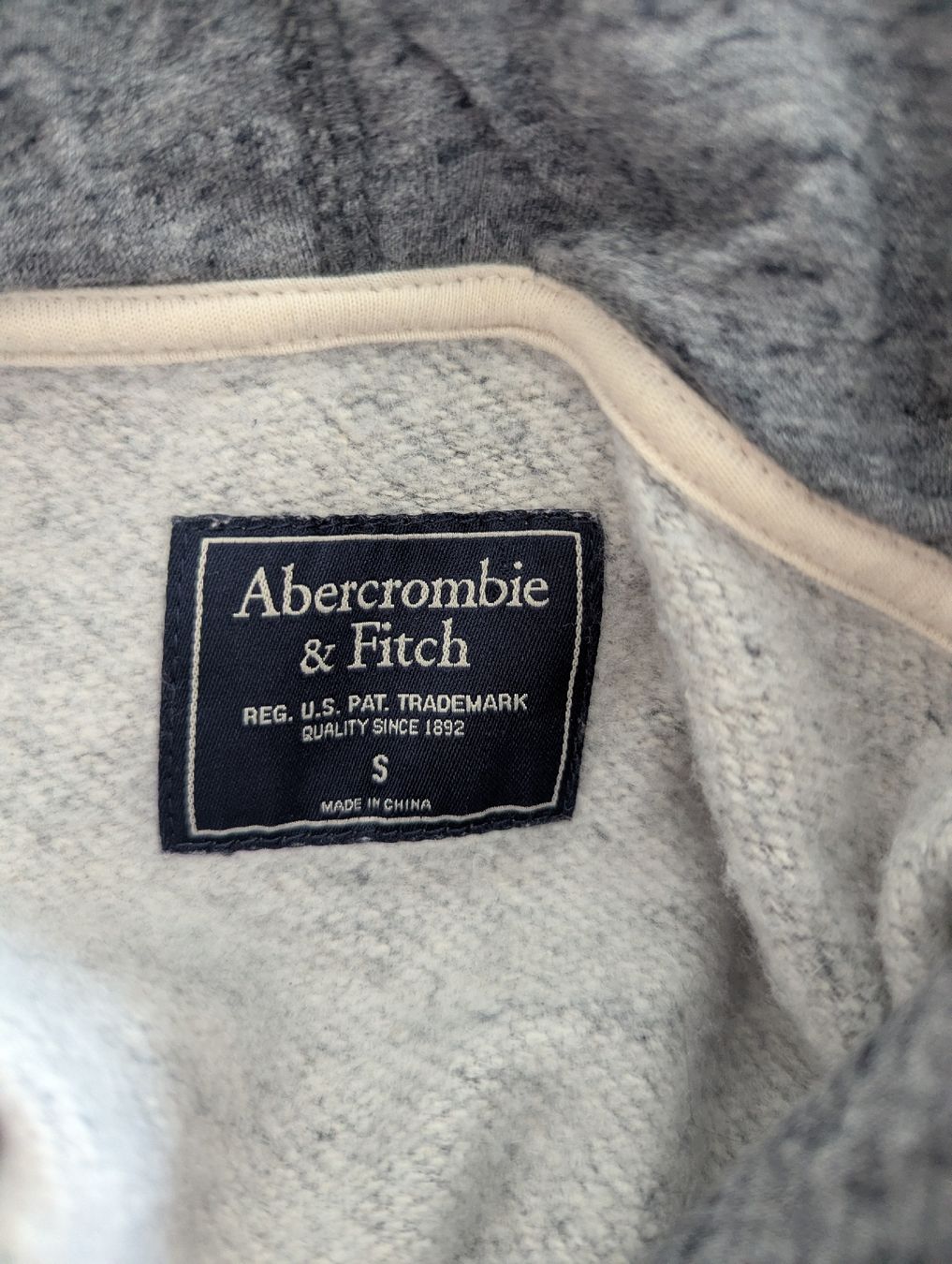 Abercrombie Maglioni & Felpe: sweat à capuche Abercrombie&fitch S – Nuovo (secondo la descrizione) da Montreux venduto da dem_gyt9 3