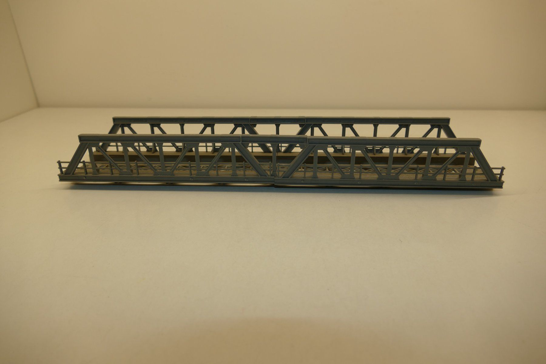 Noch Modellini di ferrovie: Noch H0: Trägerbrücke 2-teilig – Nuovo (secondo la descrizione) da Niederhasli venduto da rail-duerst 1
