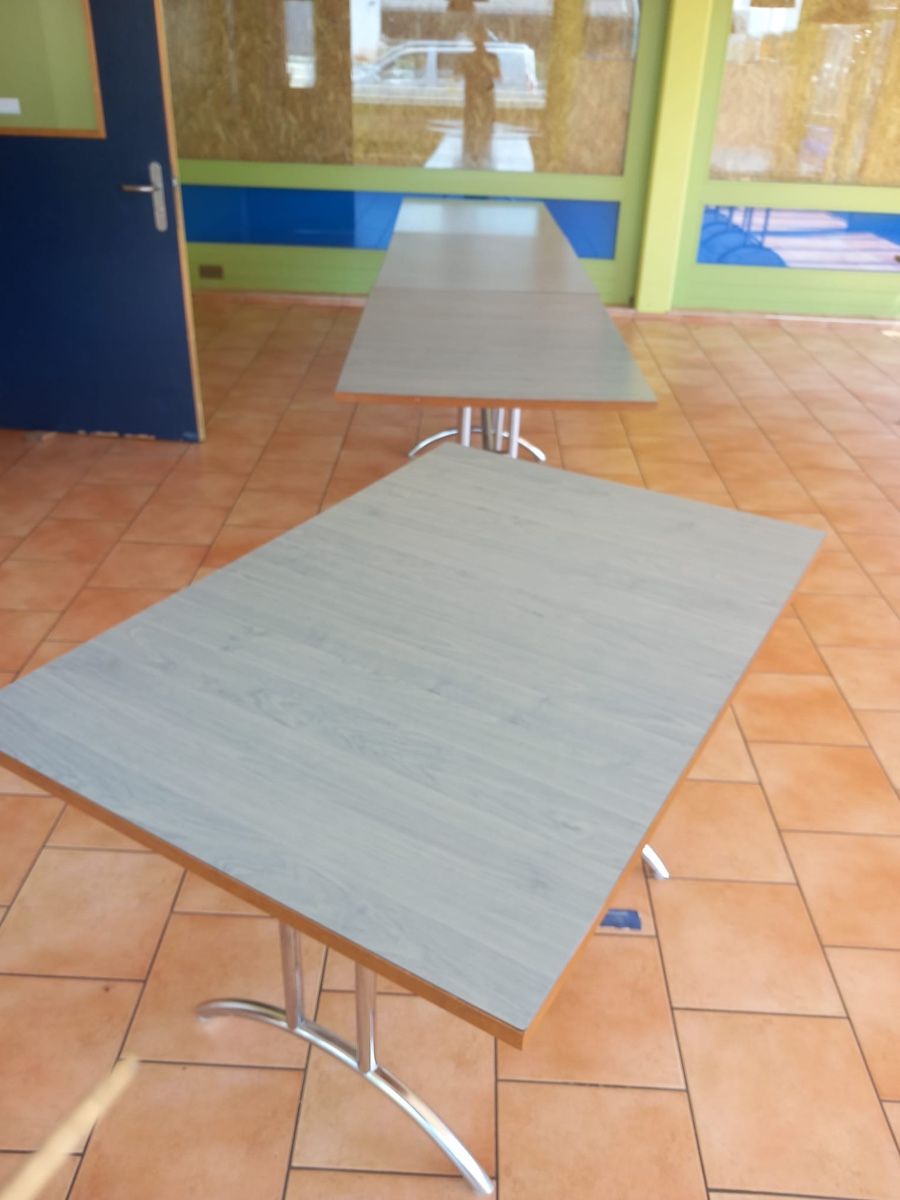 Tische: Tische – Gebraucht aus Basel von Krisztina.na 3