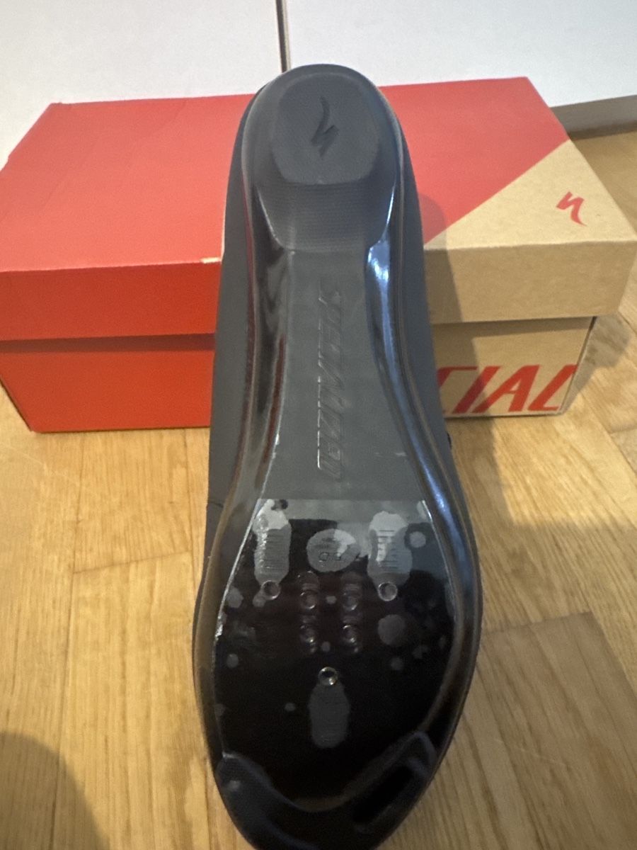 Specialized Scarpe da uomo: Specialized Torch 1.0 Rennradschuhe, Grösse 46, Neue – Nuovo e nell'imballaggio originale da Solothurn venduto da Leo2207 2