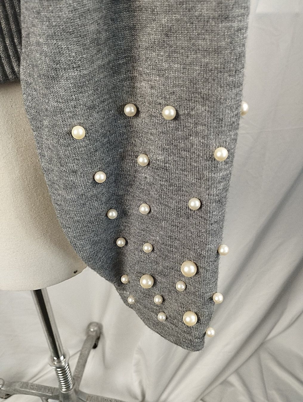 Zara Pulls & Sweat-shirts: ZARA Pullover Gr. S – D'occasion à Schübelbach par Restwert_Schubelbach 2