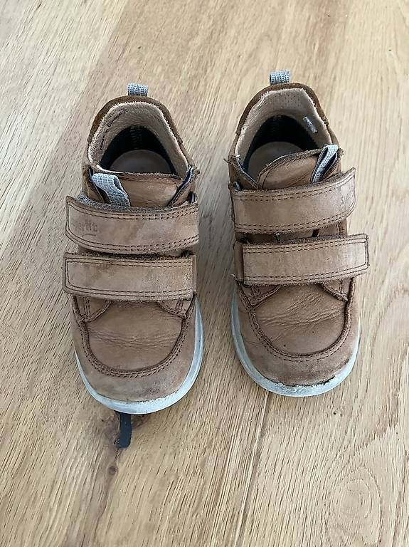 Superfit Chaussures garçon: Superfit Gr.24 – D'occasion à Thunstetten par C_x2x6