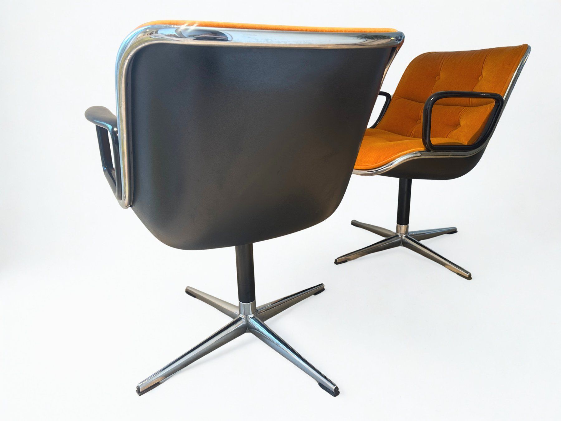 Knoll Poltrone: Mid Century Sessel Designklassiker Charles Pollock – Usato da Schlieren venduto da helena.Gini 1