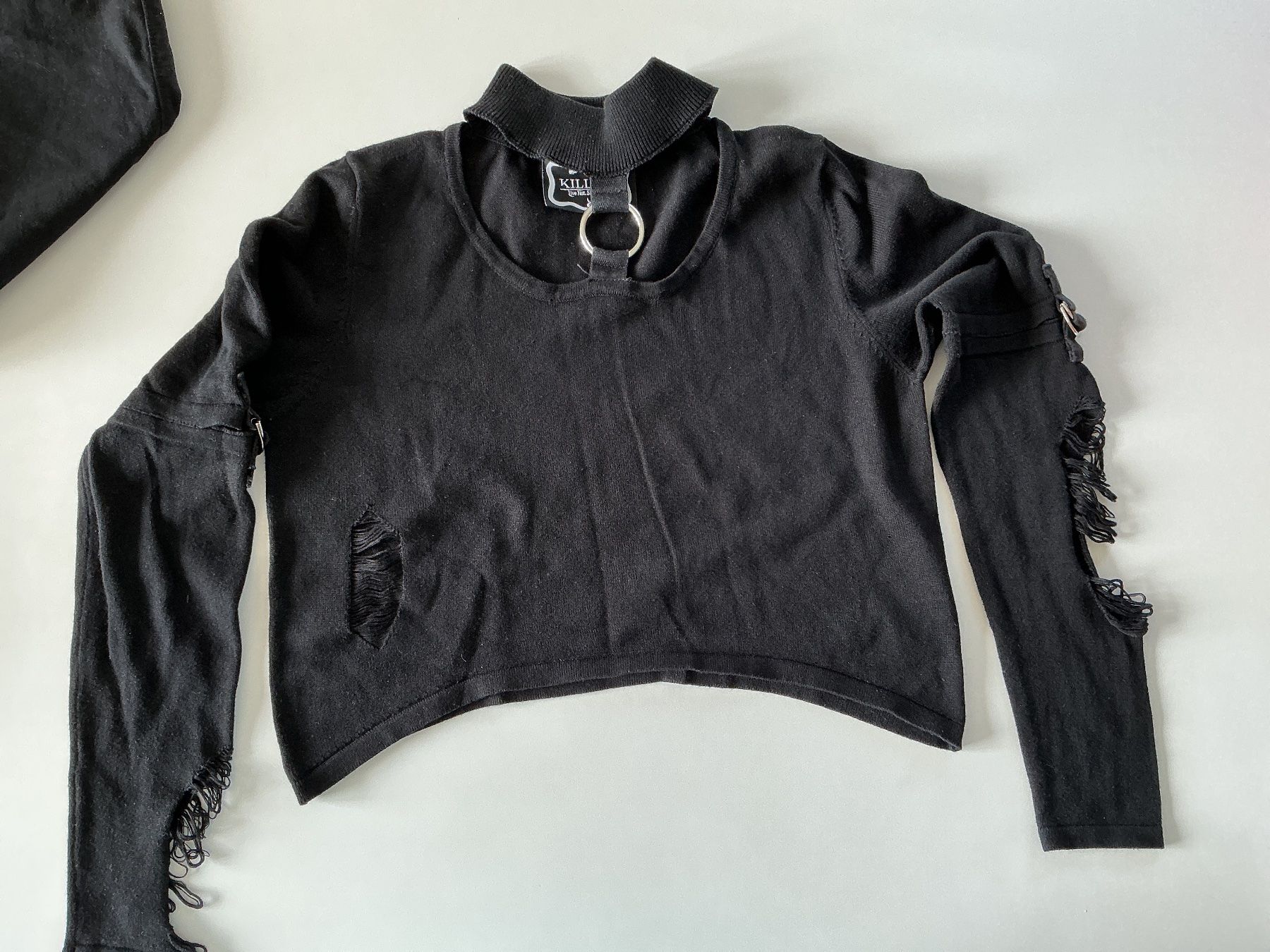 Killstar Lotti di vestiti: Jeans von DR.DENIMJEANSMAKERS UND KILLSTAR-PULLI – Usato da Triesen venduto da boston7 4