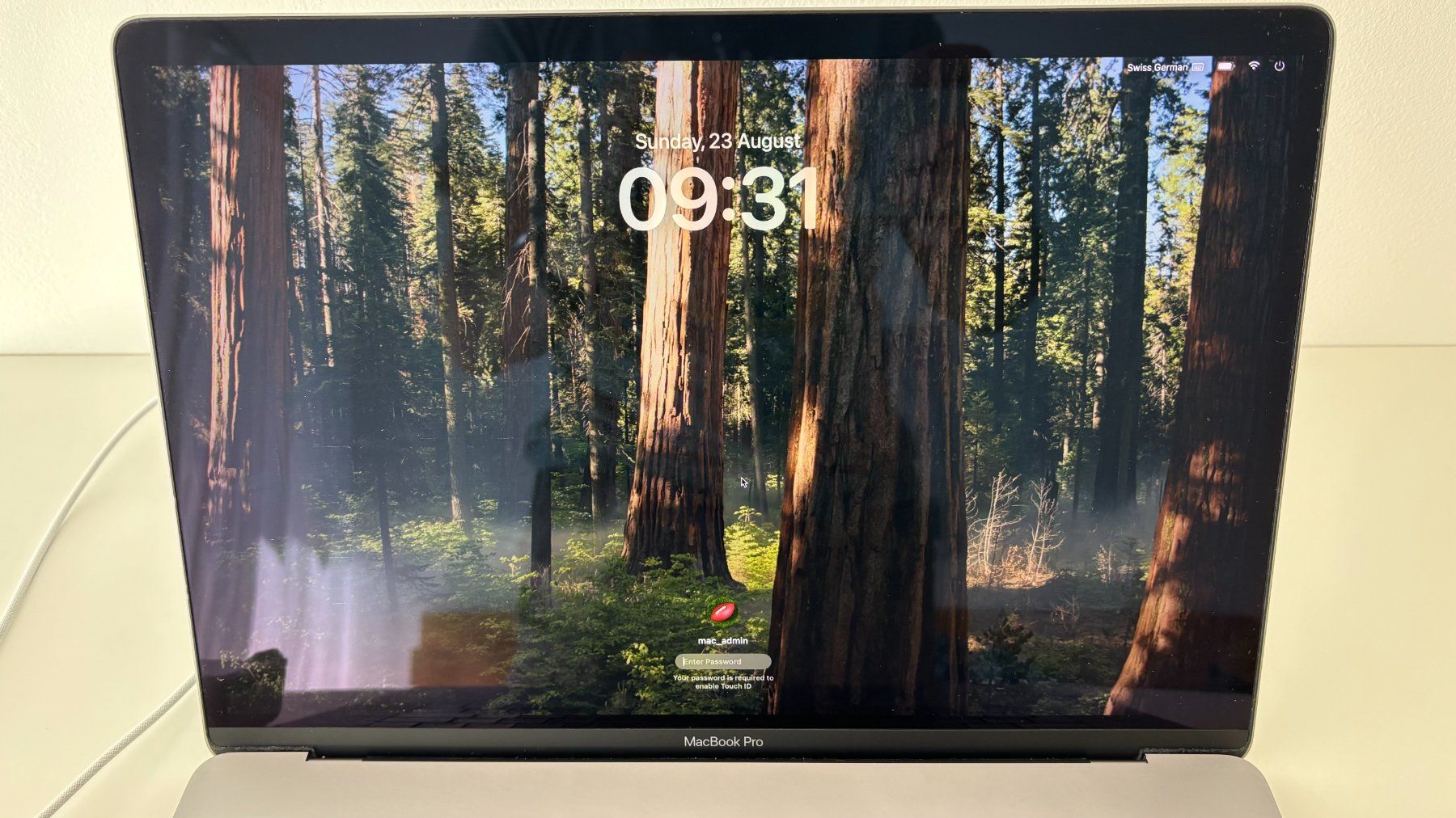 Apple Notebooks: MacBook Pro 15", 16GB, 1TB SSD, macOS Sequoia – Gebraucht aus Rheinfelden von sabine0101 3