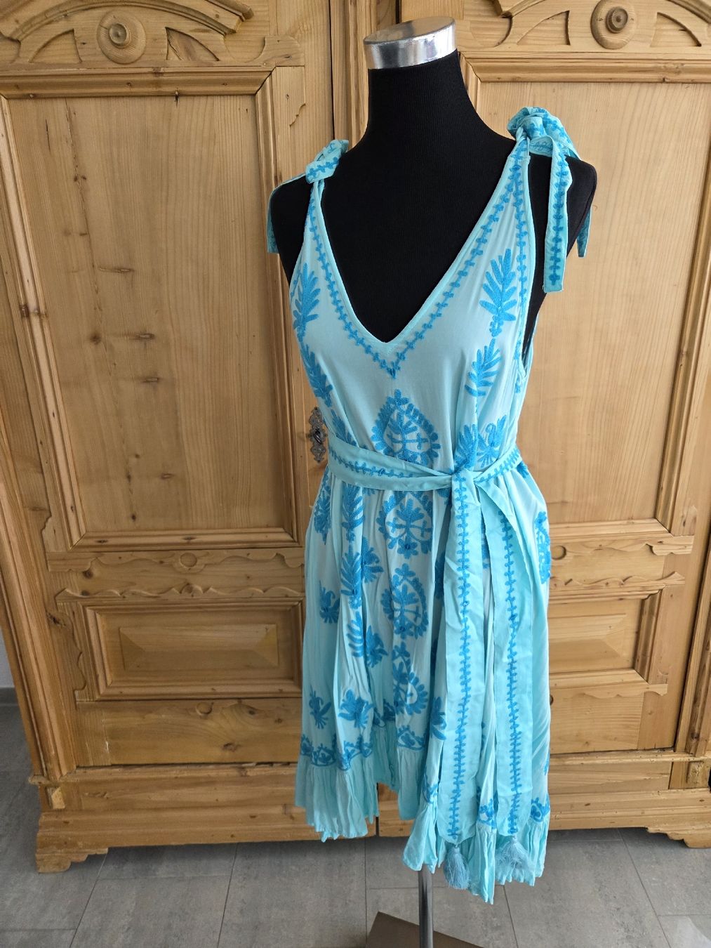 Kleider: schönes Strandkleid, Kleid, Pranella – Neu (gemäss Beschreibung) aus Wiesendangen von Sinhuk