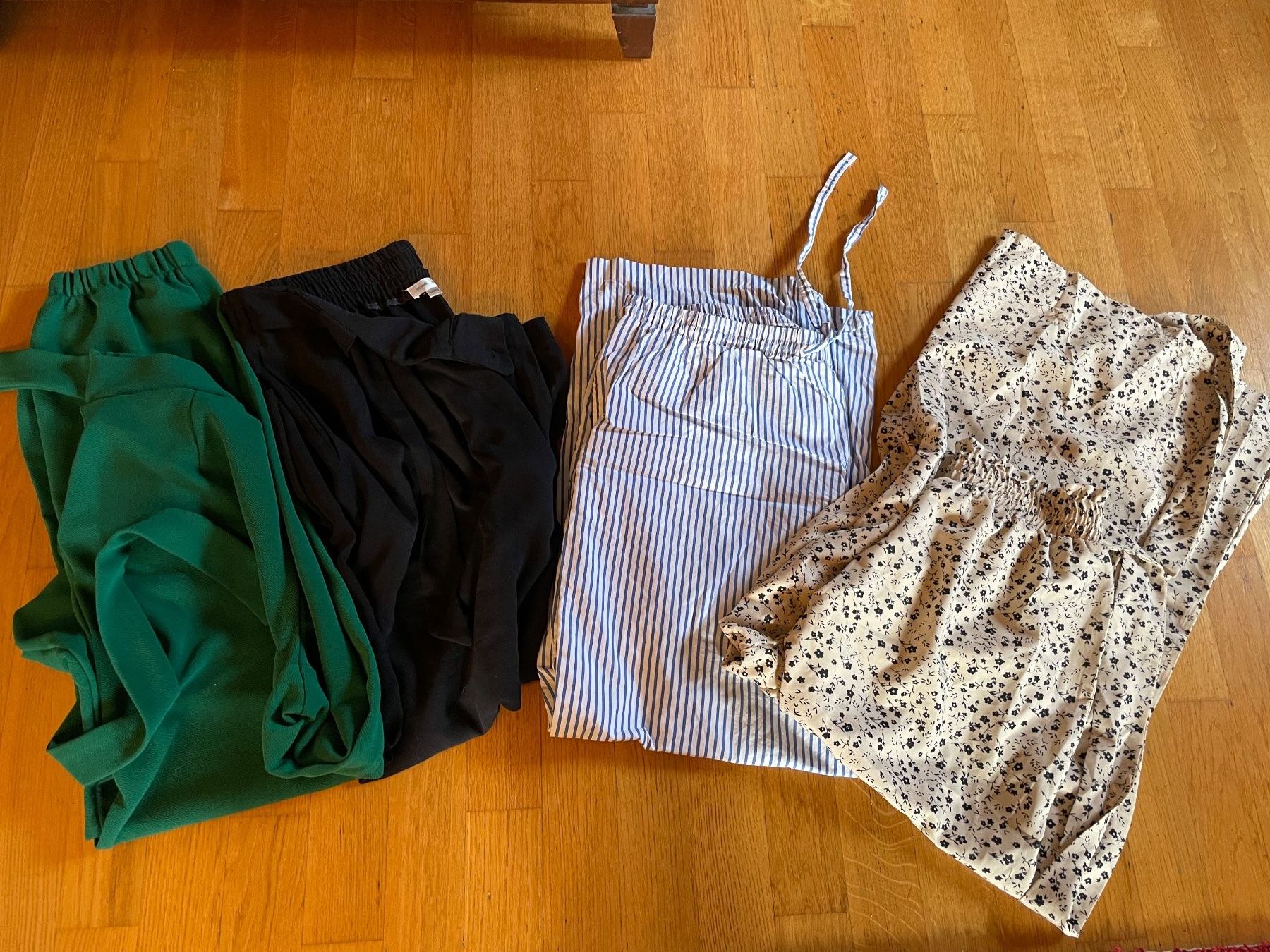 Pantaloni: Sommerhosen-Paket Gr. XL – Usato da Hittnau venduto da kleen