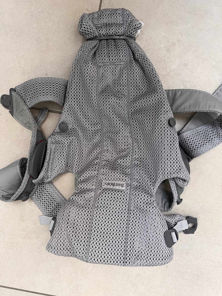 Babybjörn Bauch- & Rückentragen: Babybjörn Mini 3D Babytrage grau Mesh – Neu (gemäss Beschreibung) aus Buchberg von Swissy87 1