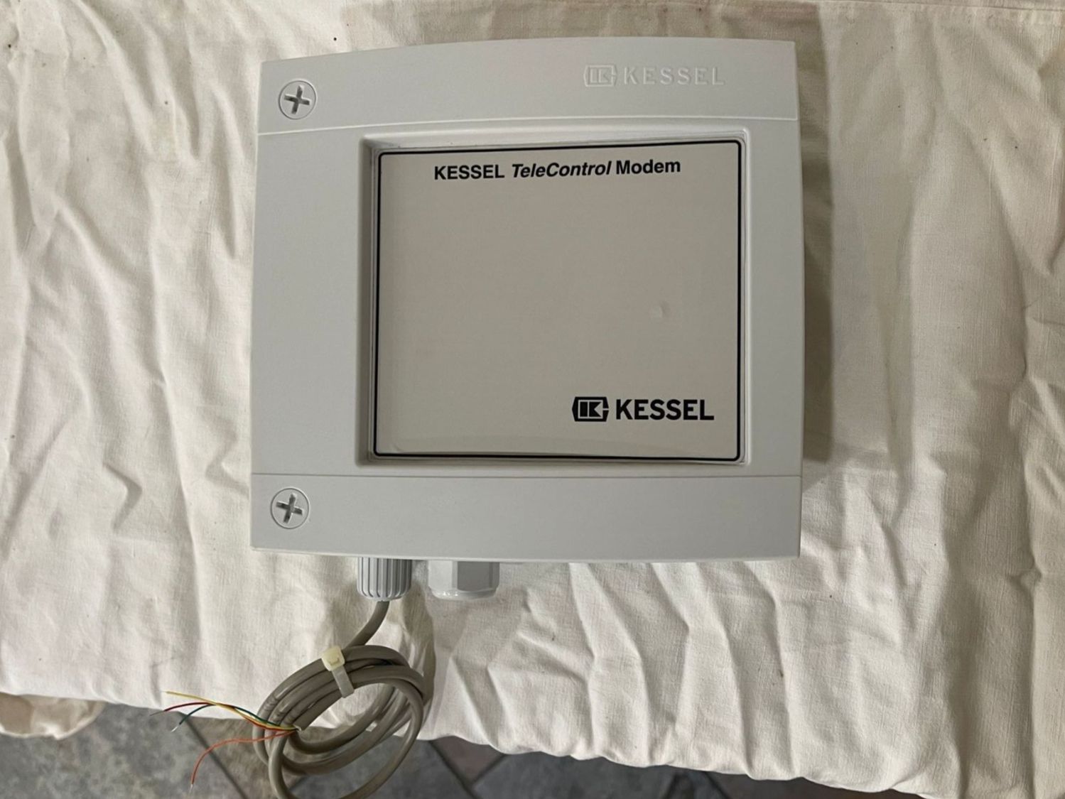 Componenti elettronici: Kessel TeleControl Modem, ungebraucht – Nuovo (secondo la descrizione) da Holderbank SO venduto da ann_lg6r