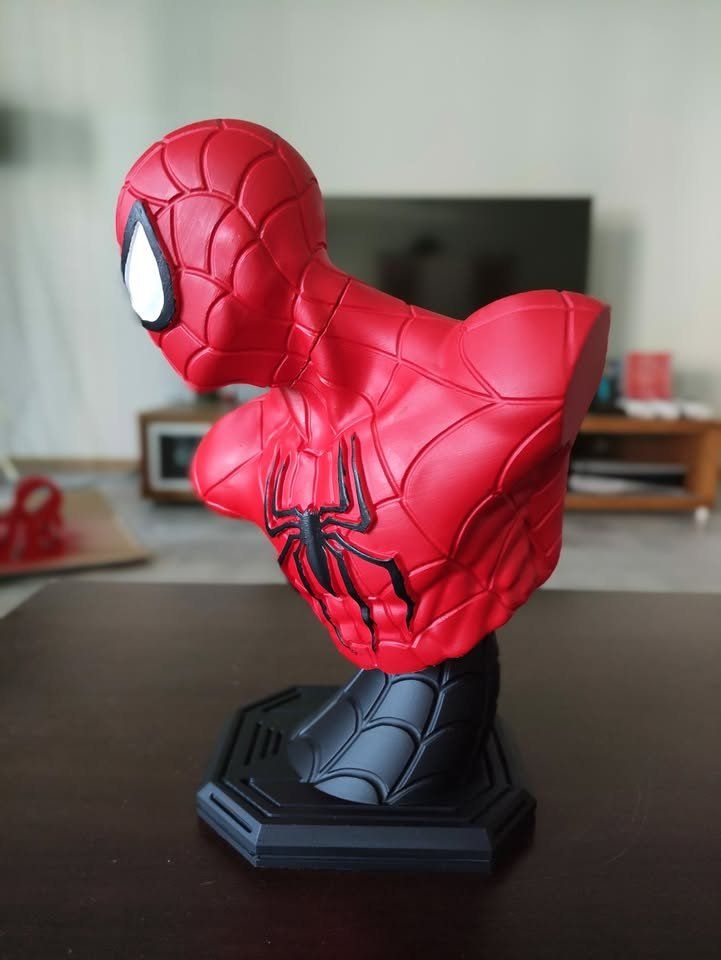 Statuette: Super buste de Spiderman – Usato da YVERDON-LES-BAINS venduto da Tony-no 1
