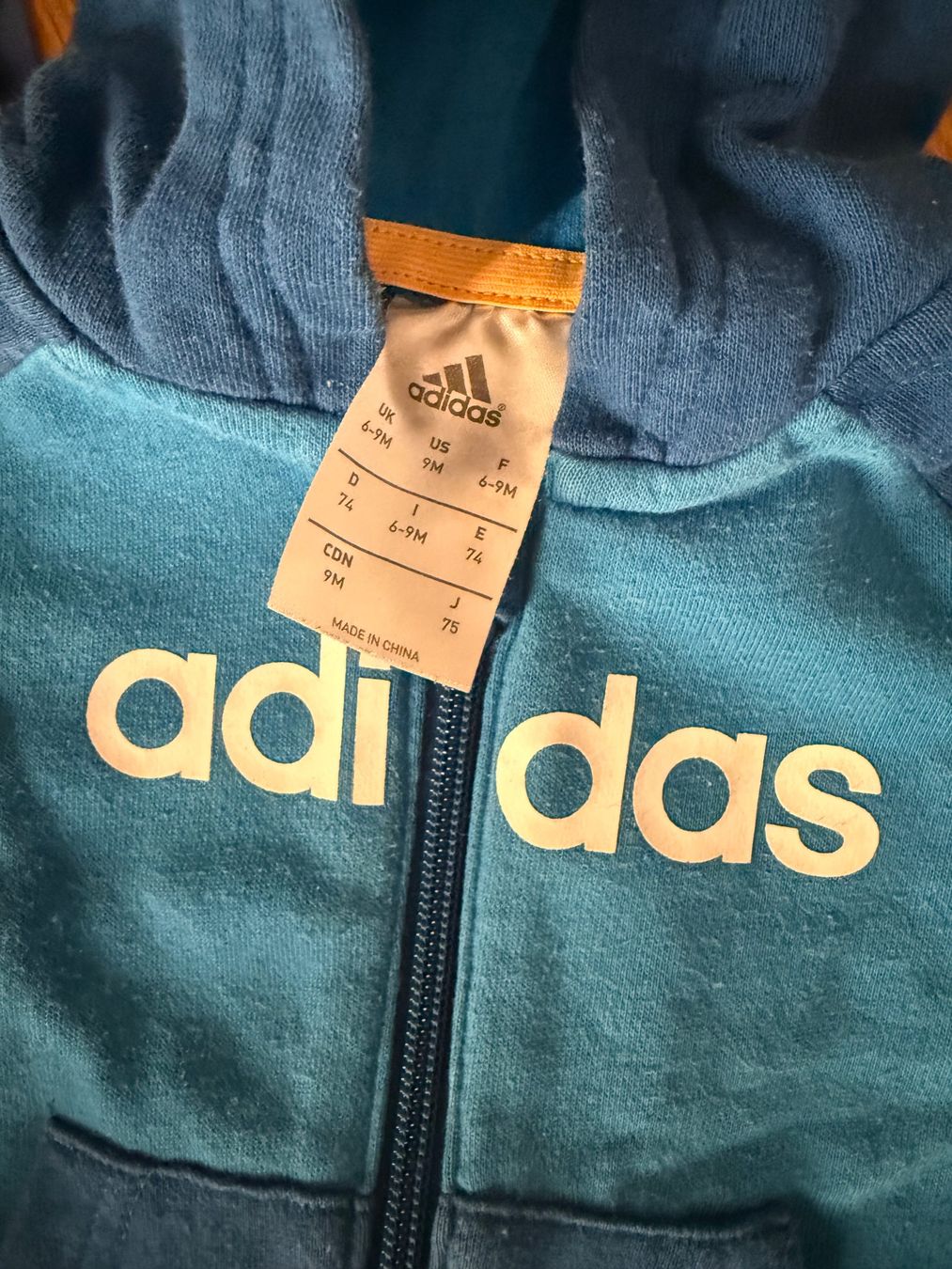 Lotti & Set di vestiti: Kleiderpaket mit Adidas,Nike – Usato da Winkel venduto da gatta 1